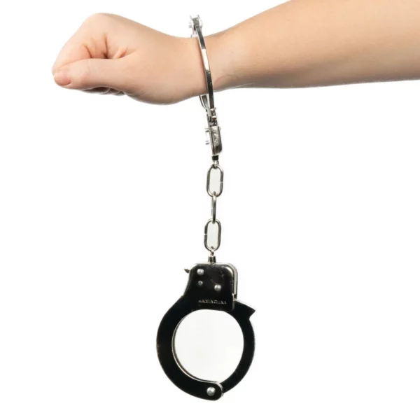 9999 - Metal Handcuffs