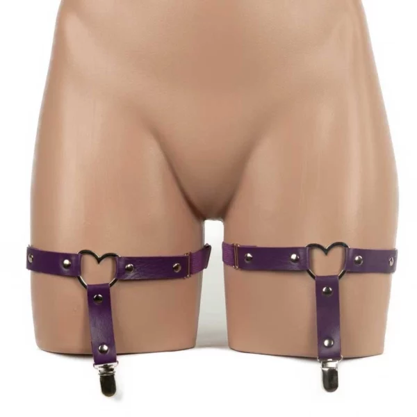1004 - Faux Leather Heart Garter Pair - Image 6