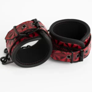 L105 - Textured Pattern Leather Cuffs